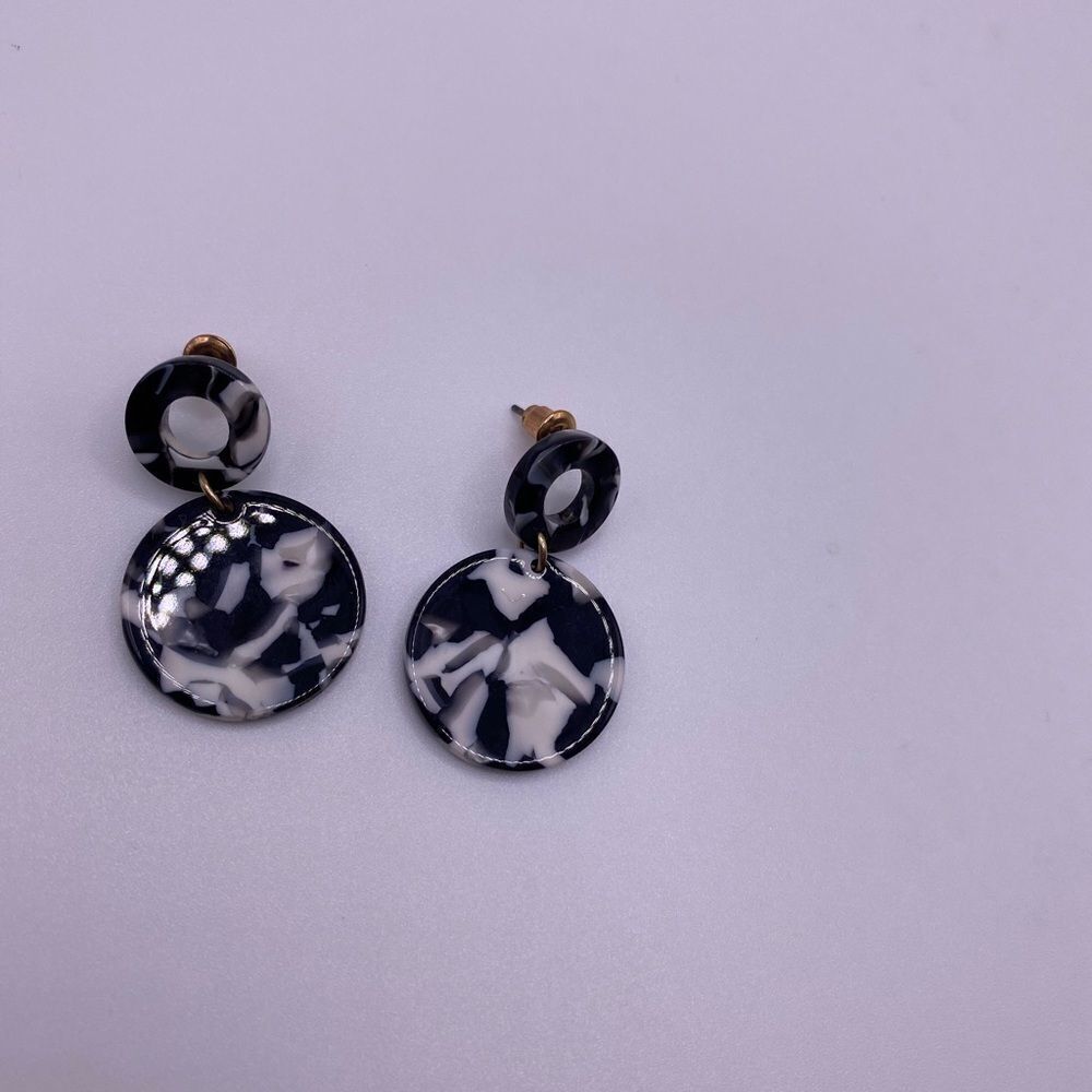 4/$20 Marbled Drop Earrings